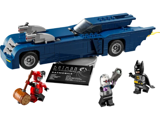 LEGO 76274 Batman with the Batmobile vs Harley Quinn and Mr. Freeze