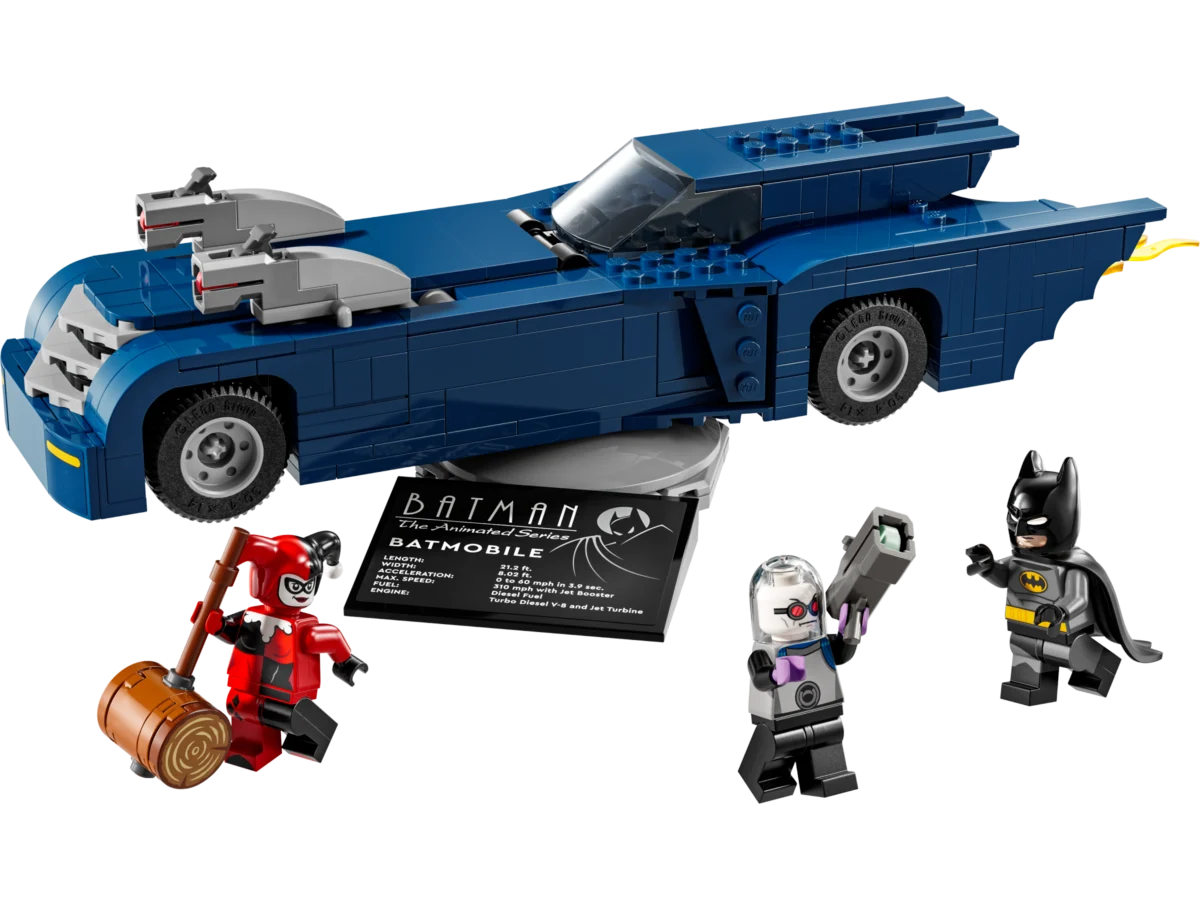 LEGO 76274 Batman with the Batmobile vs Harley Quinn and Mr. Freeze