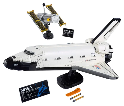 LEGO 10283 NASA Space Shuttle Discovery