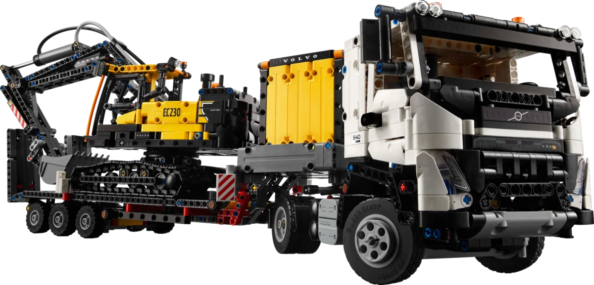 LEGO 42175 Volvo FMX Truck & EC230 Electric Excavator