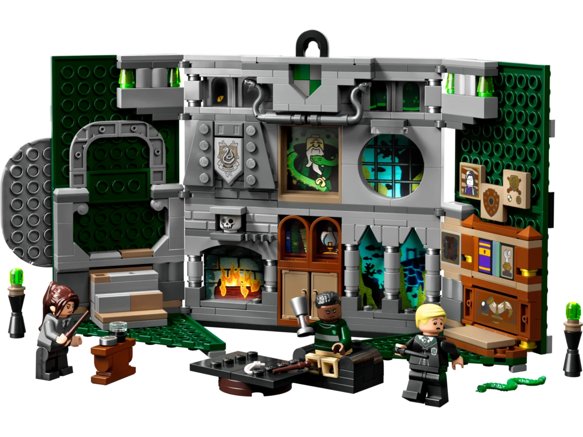LEGO 76410 Slytherin House Banner