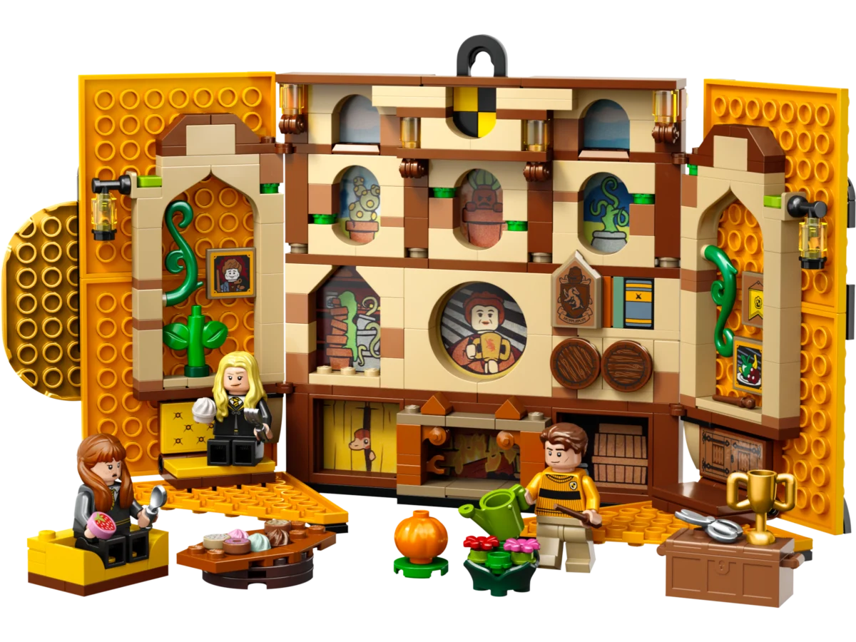 LEGO 76412 Hufflepuff House Banner