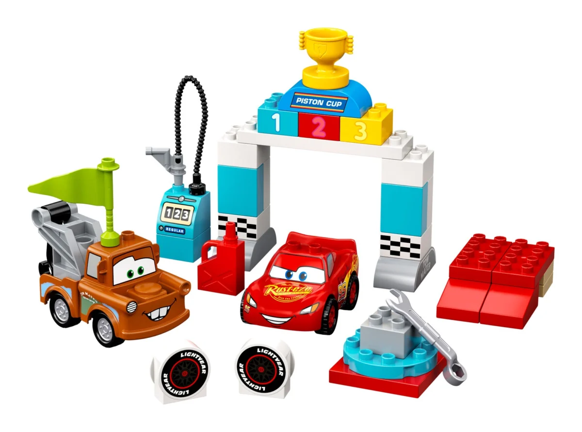 LEGO 10924 Lightning McQueen’s Race Day