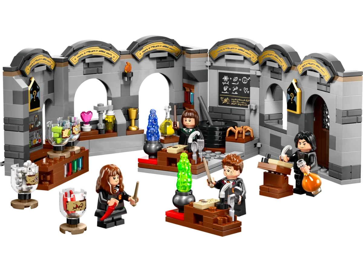 LEGO 76431 Hogwarts Castle: Potions Class