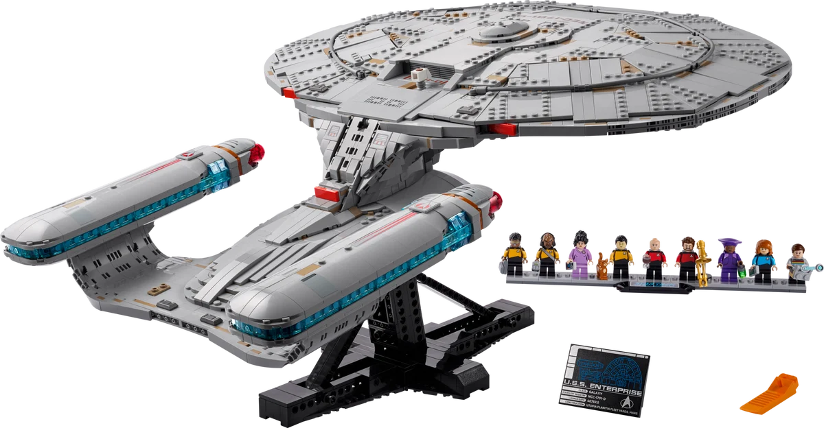 LEGO 10356 Star Trek: U.S.S. Enterprise NCC-1701-D