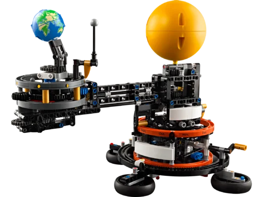 LEGO 42179 Planet Earth and Moon in Orbit